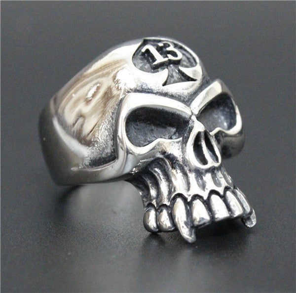 Lucky 13 Spade Skull Ring